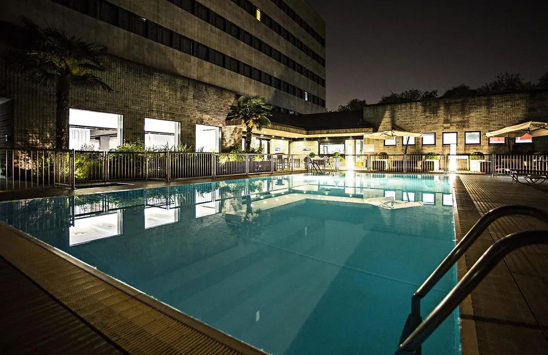 Novotel Milano Nord Ca' Granda-1